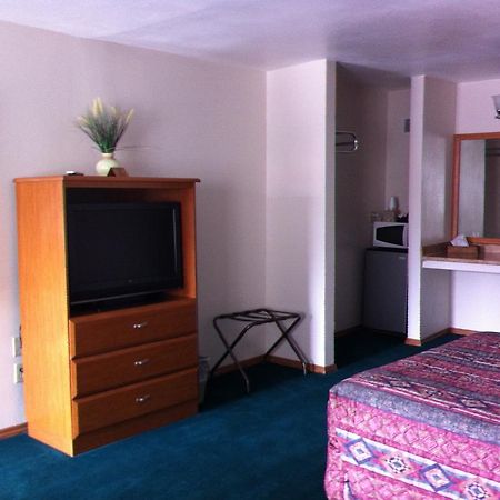 Legacy Inn Price Esterno foto