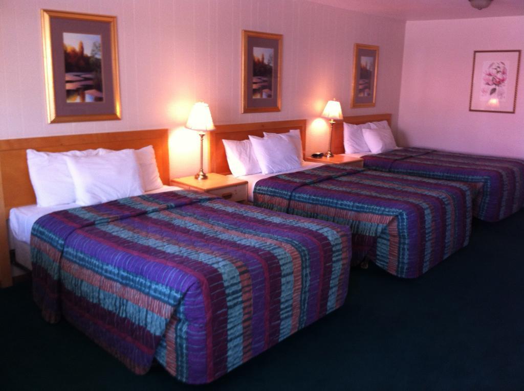 Legacy Inn Price Esterno foto